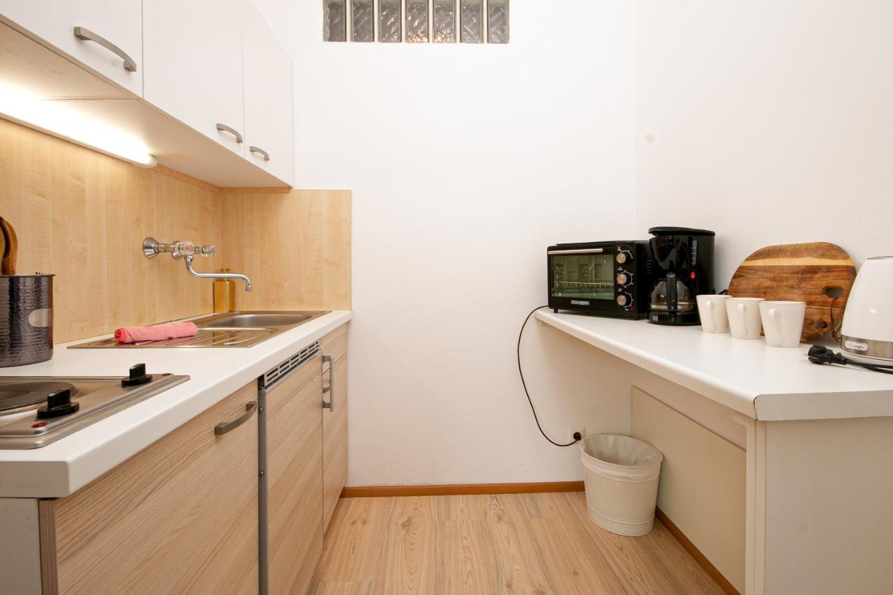 Schickes Boutique-Apartment, Zentral In Messe-& Bahnhofsnaehe, Sehr Ruhig & Gratis Parkplatz - Happystay كلاغنفورت المظهر الخارجي الصورة
